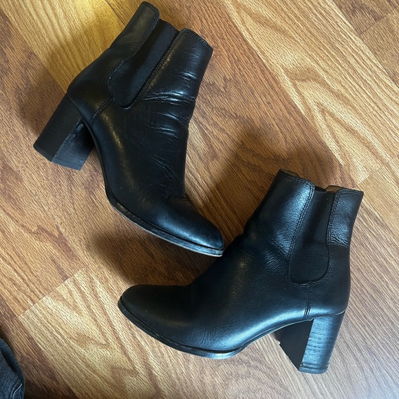 The Laura Chelsea Boot in Leather 6.5 Madewell - Picture 4 of 6